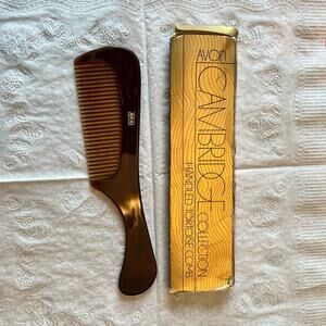 Vintage Avon Cambridge Collection Comb with box - box has minor damage see pic